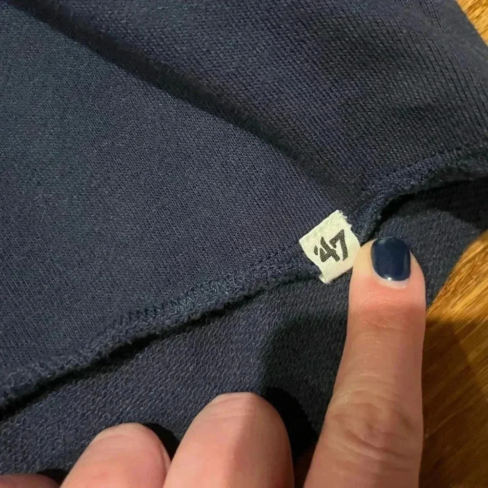 47 | Dallas Cowboys NFL Cropped Sweatshirt - Picture 7 of 7